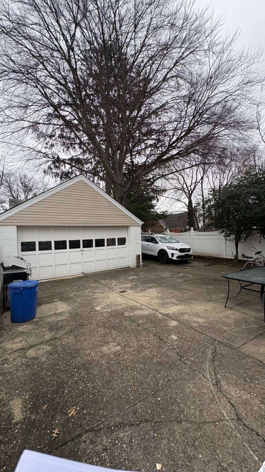 #10 photo, 85-37 264, Floral Park , NY 11001