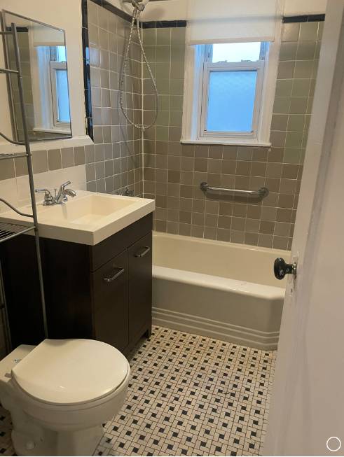 #16 photo, 32-63 41st Street, Astoria , NY 11103