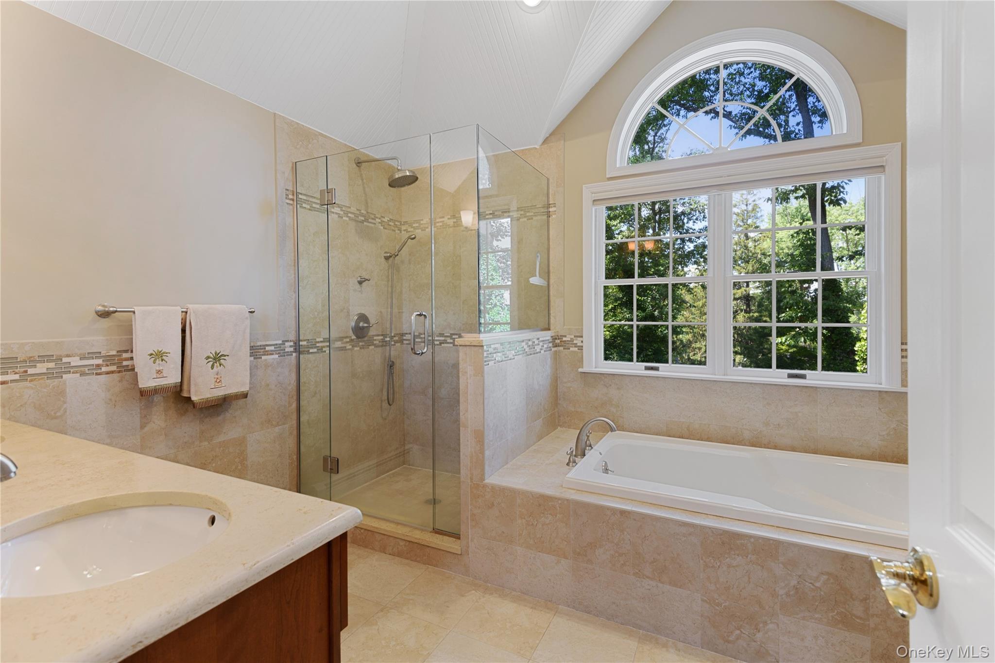 #13 photo, 33 Walters Avenue, সাফোক কাউন্টি Cold Spring Harbor , NY 11724