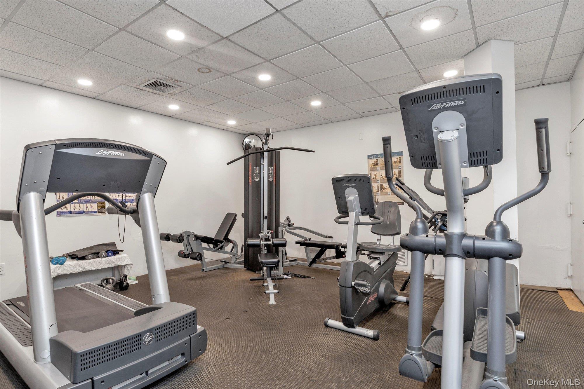 #14 photo, 725 Miller Avenue, Freeport , NY 11520