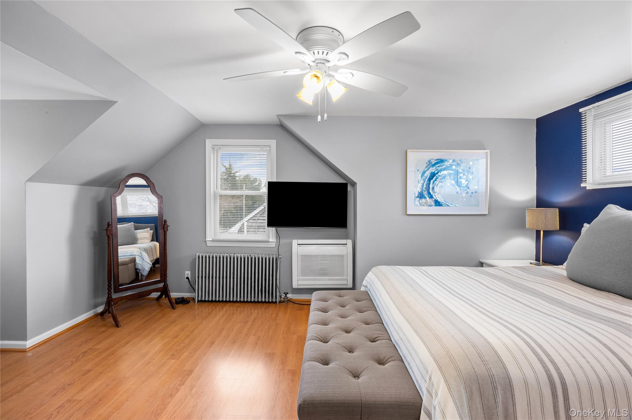 #12 photo, 26 Bedell Place, Amityville , NY 11701