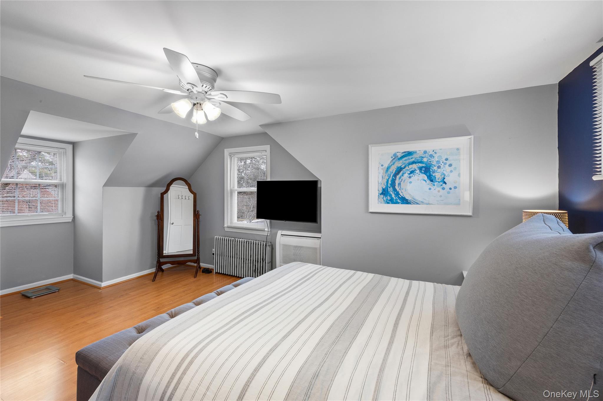 #13 photo, 26 Bedell Place, Amityville , NY 11701