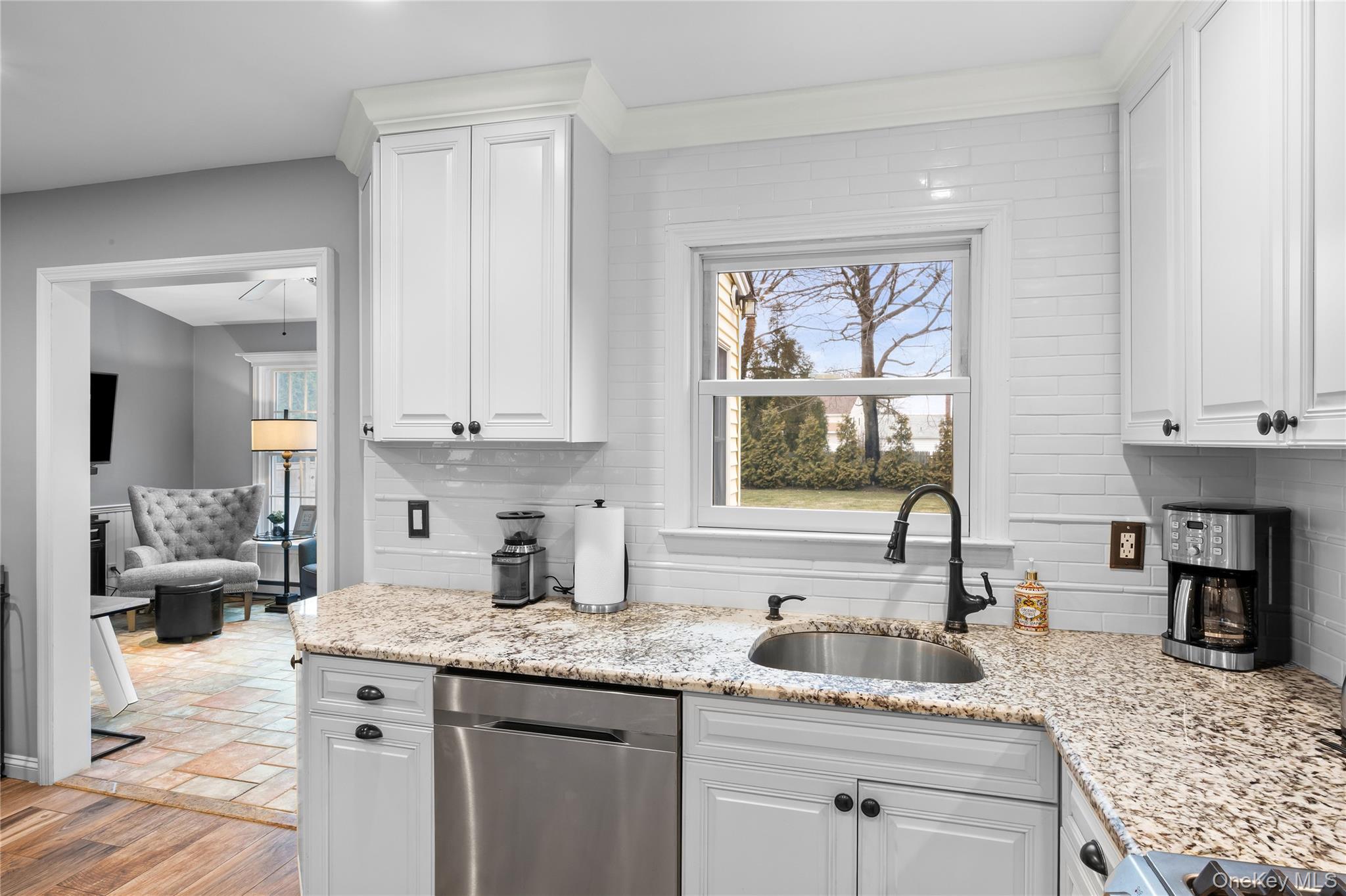 #6 photo, 26 Bedell Place, Amityville , NY 11701