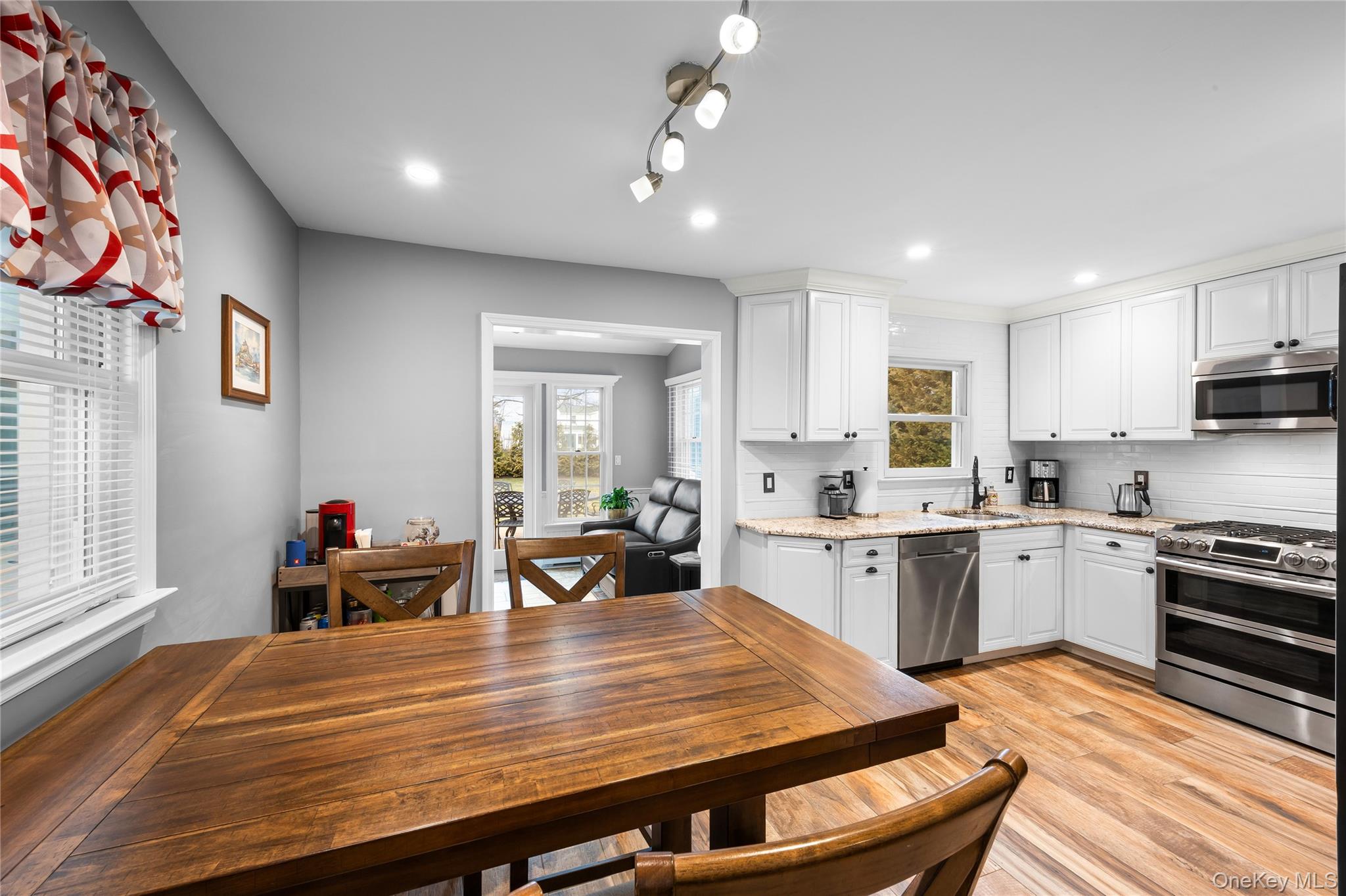 #9 photo, 26 Bedell Place, Amityville , NY 11701