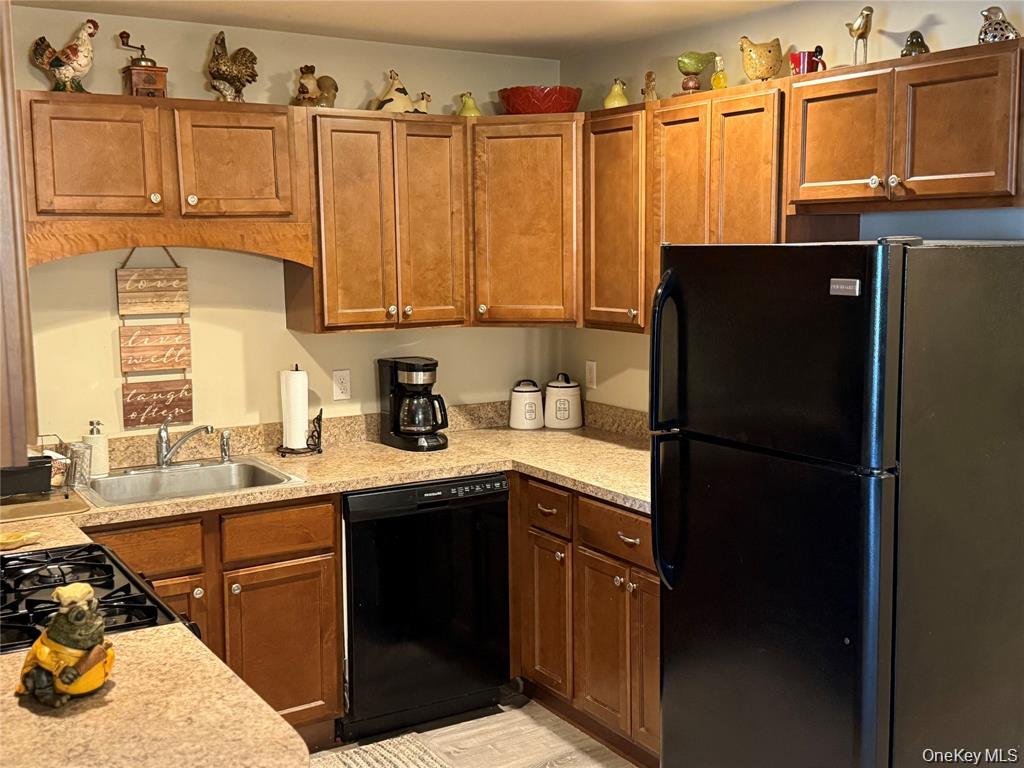 #3 photo, 138 Weatherby Lane, Central Islip , NY 11722