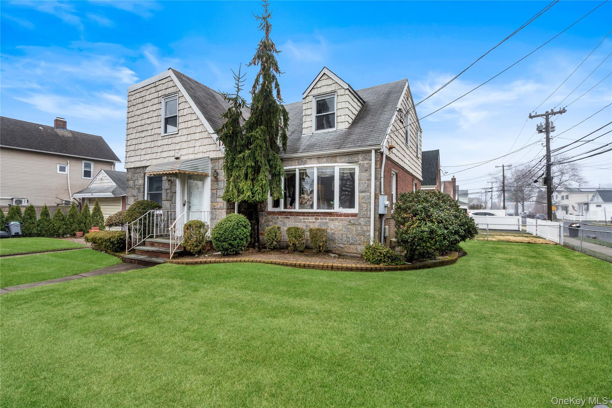 #2 photo, 181 Monroe Street, Franklin Square , NY 11010