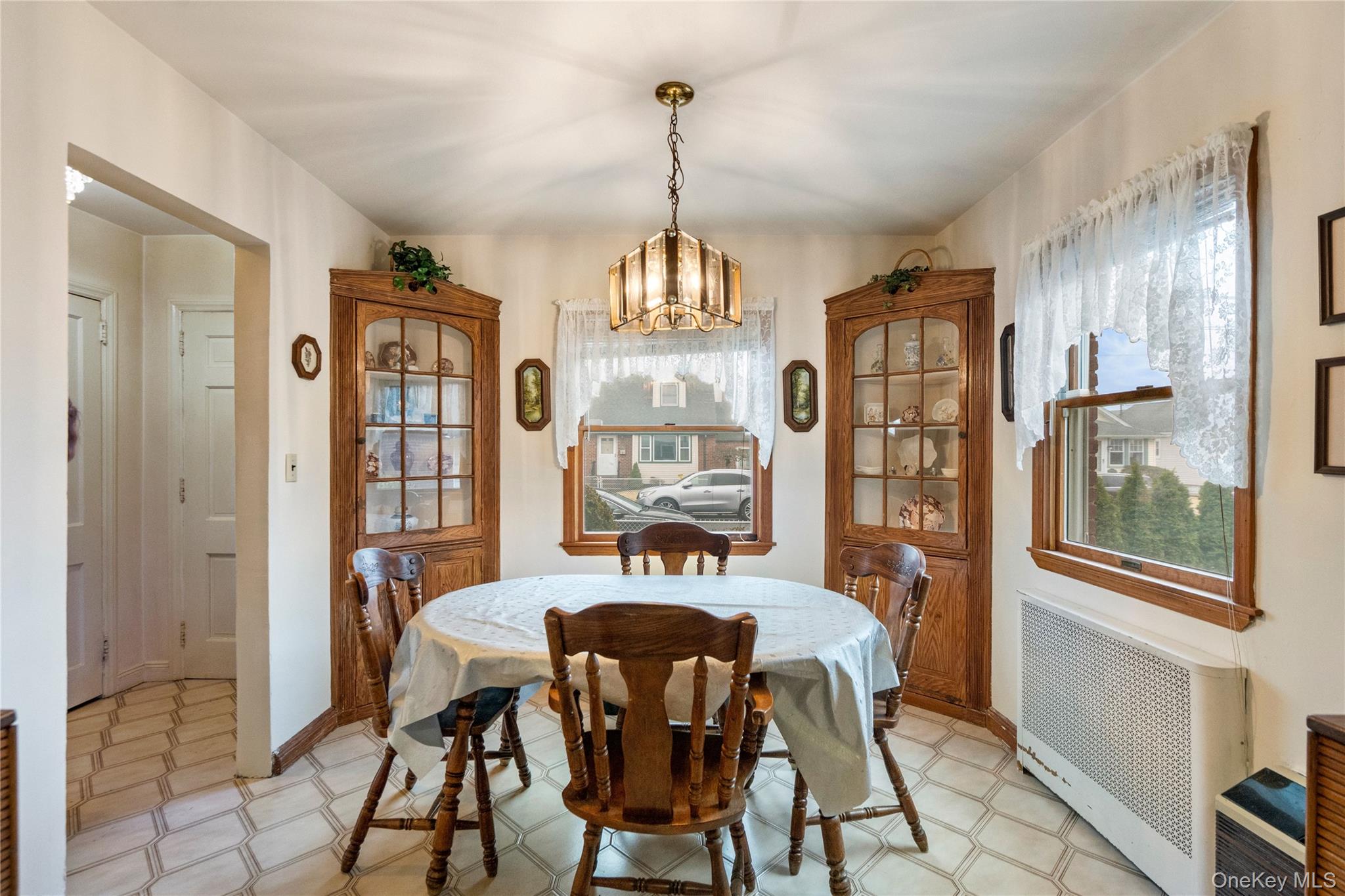 #7 photo, 181 Monroe Street, Franklin Square , NY 11010