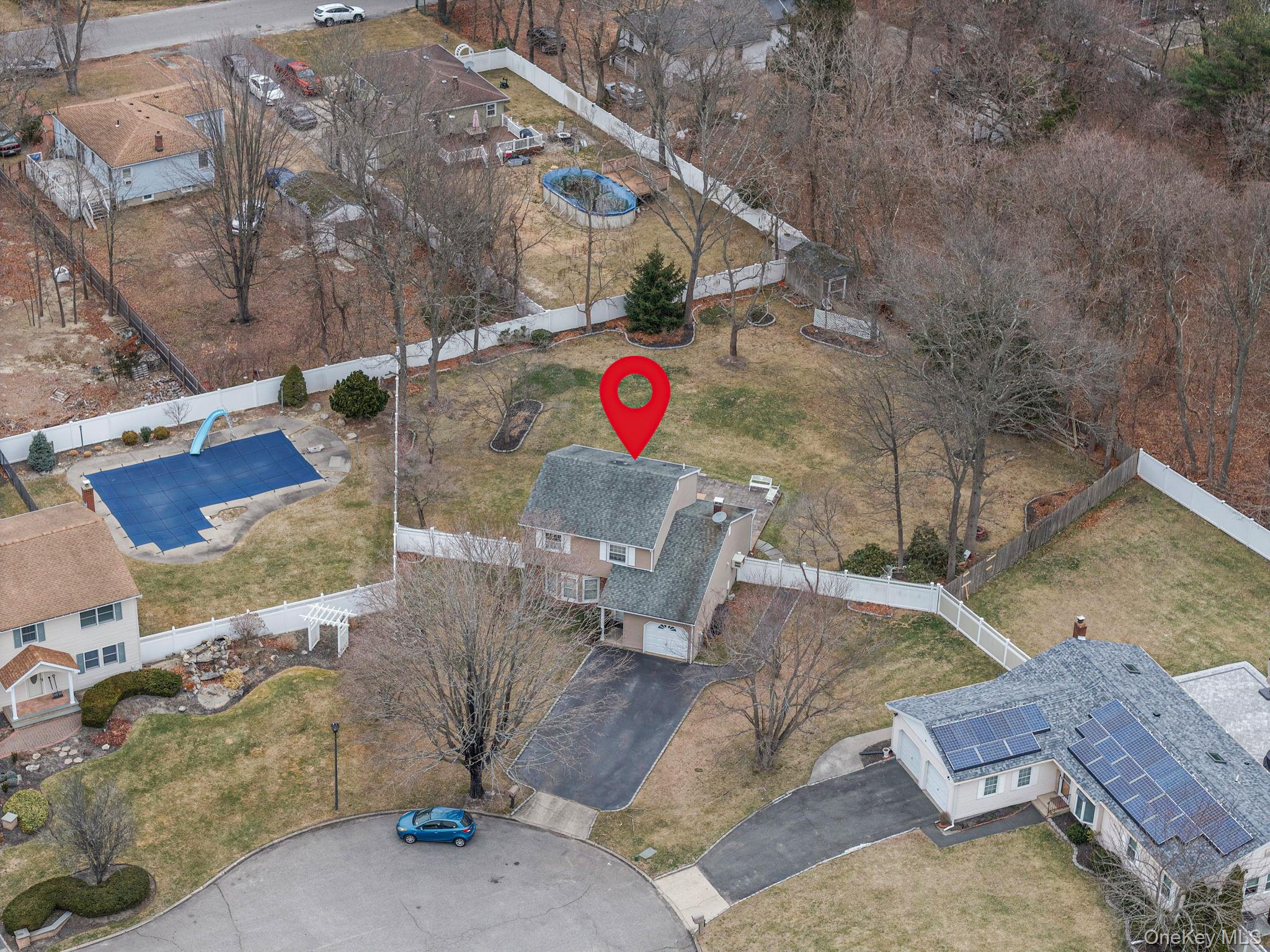 #20 photo, 5 Donna Court, Selden , NY 11784