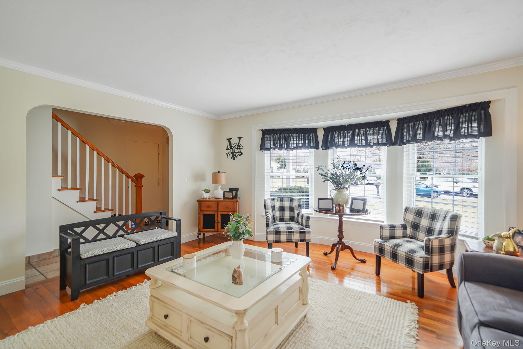 #5 photo, 5 Donna Court, Selden , NY 11784