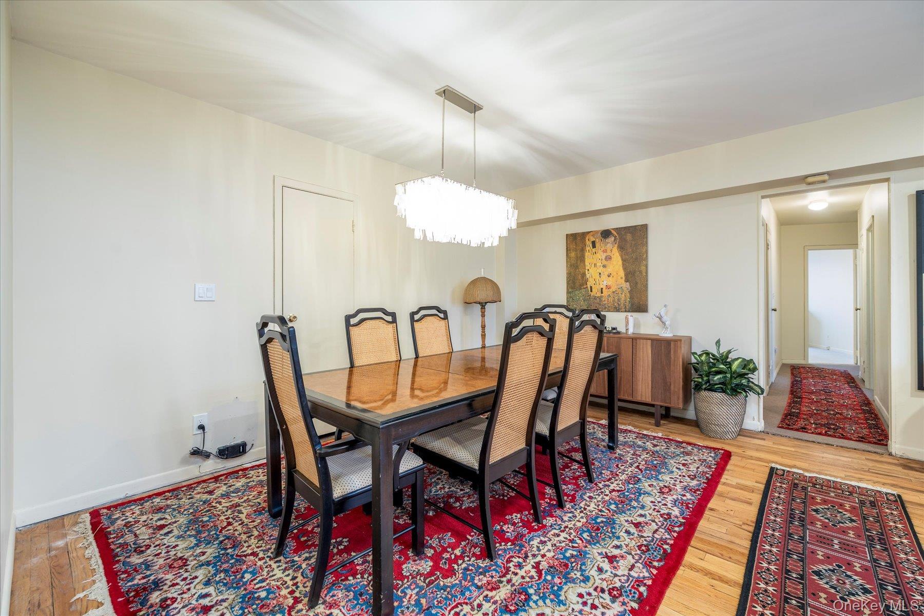 #8 photo, 2 Fowler Avenue, Lynbrook , NY 11563