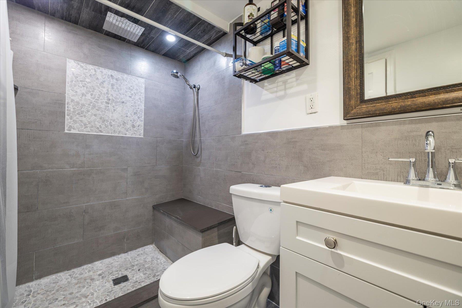 #19 photo, 2971 Waverly Avenue, Oceanside , NY 11572