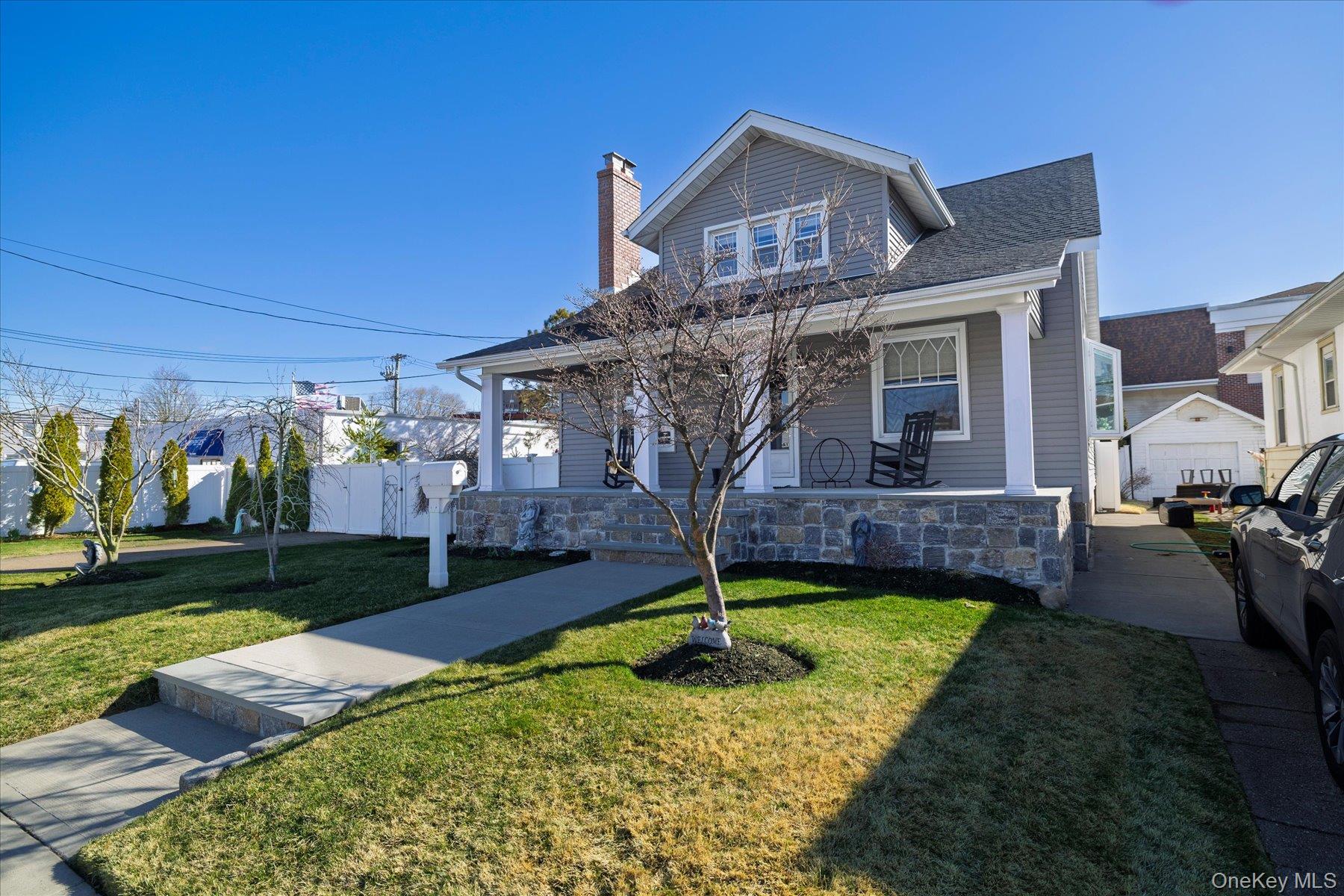 #2 photo, 2971 Waverly Avenue, Oceanside , NY 11572