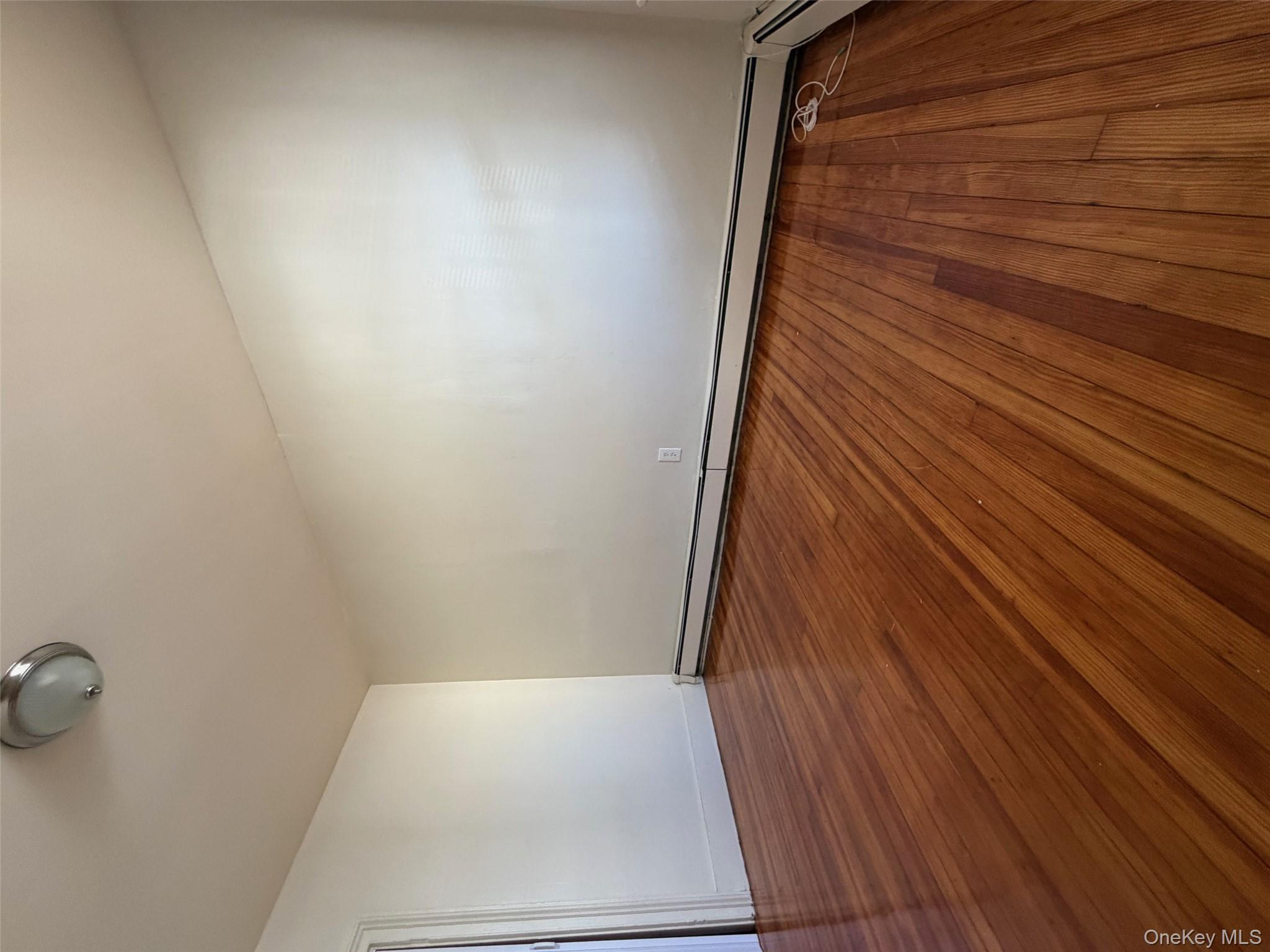 #5 photo, 22 S Eckar Street, Irvington , NY 10533