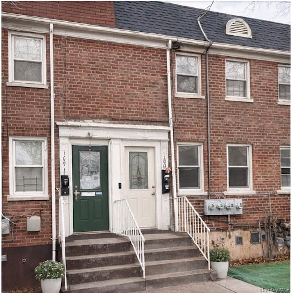 #1 photo, 10919 202, Saint Albans , NY 11412