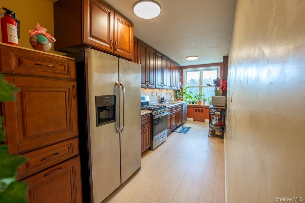 #12 photo, 1304 Midland Avenue, Yonkers , NY 10704