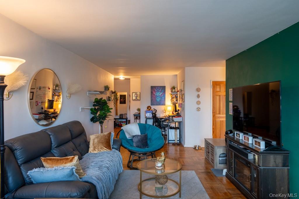 #3 photo, 1304 Midland Avenue, Yonkers , NY 10704