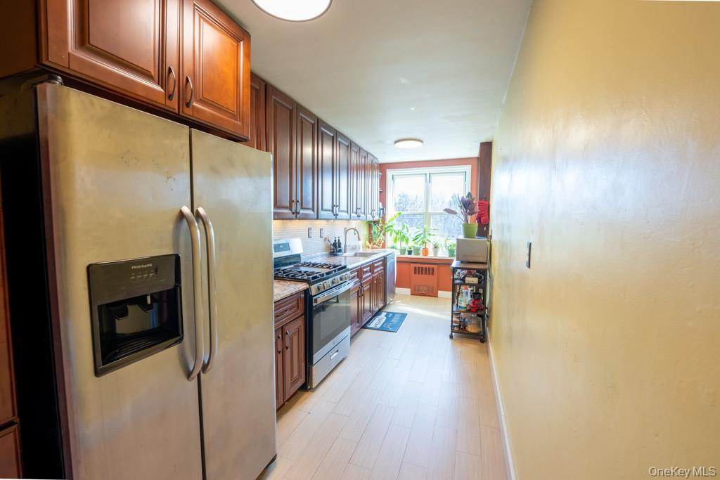 #8 photo, 1304 Midland Avenue, Yonkers , NY 10704