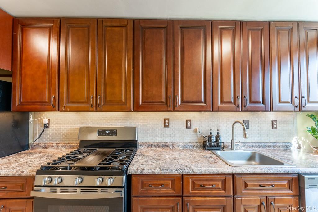 #9 photo, 1304 Midland Avenue, Yonkers , NY 10704