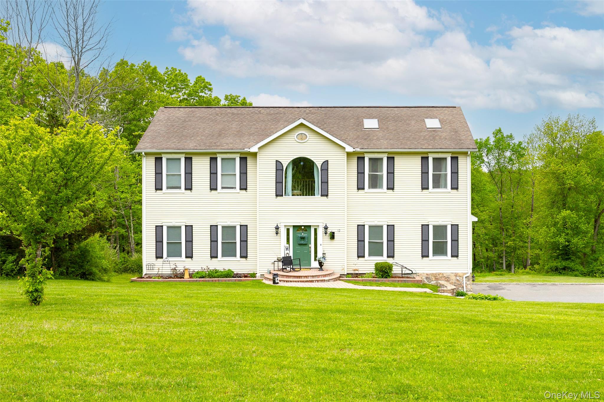 #1 photo, 12 Broadview Lane, Red Hook , NY 12571