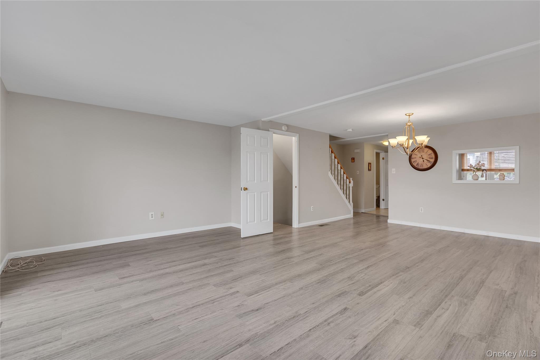 #3 photo, 203 Williamsburg Drive, Mahopac , NY 10541