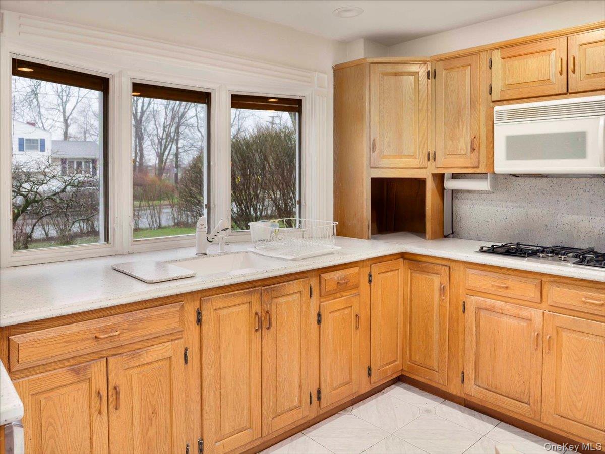 #7 photo, 3 Carlton Road, Orangeburg , NY 10962