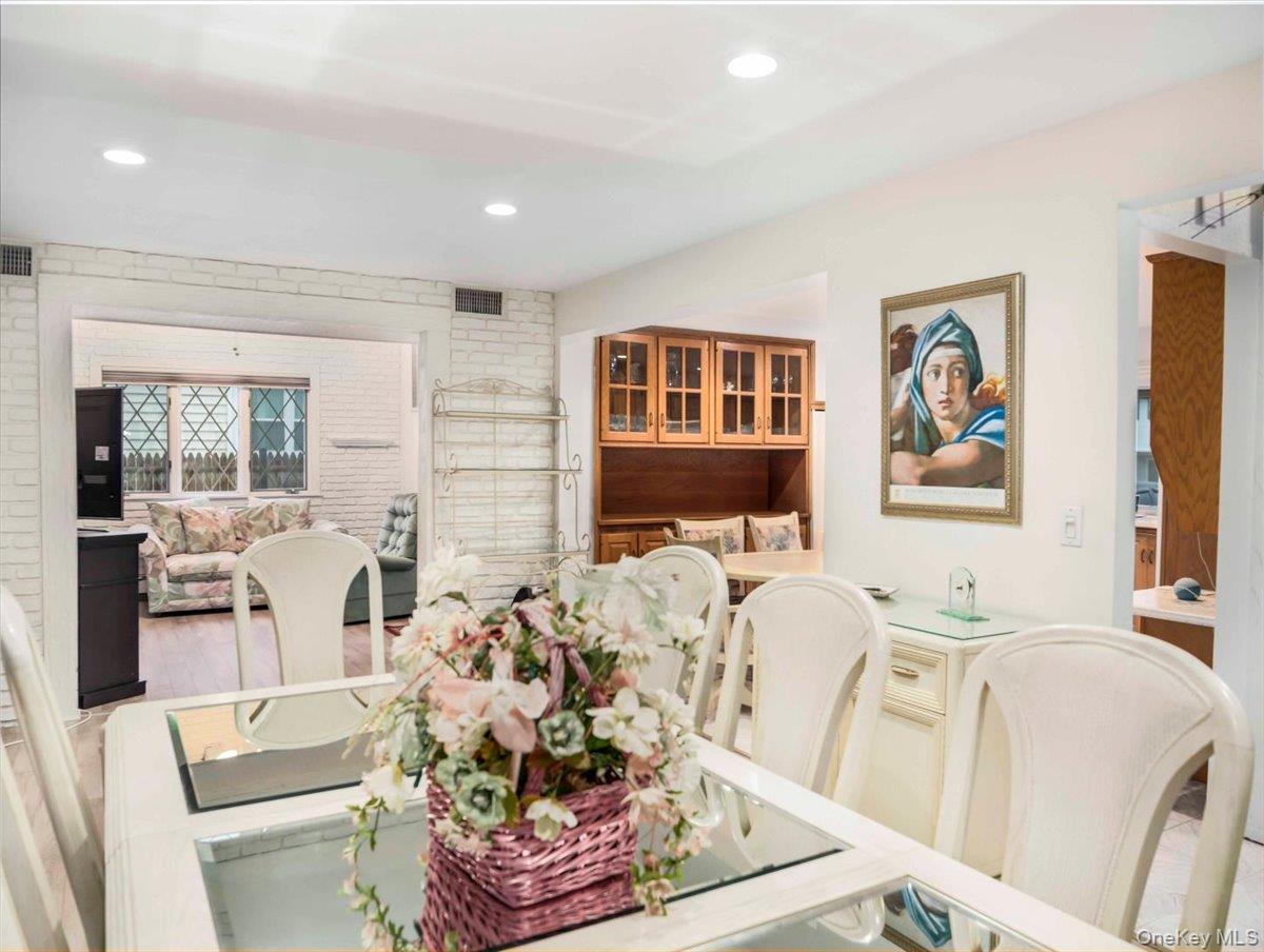 #9 photo, 3 Carlton Road, Orangeburg , NY 10962