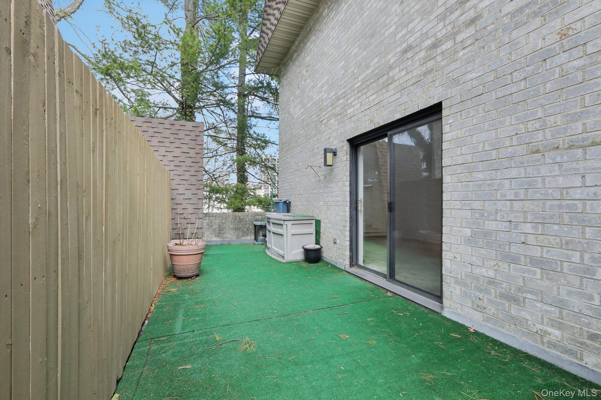 #20 photo, 24 Carhart Avenue, White Plains , NY 10605