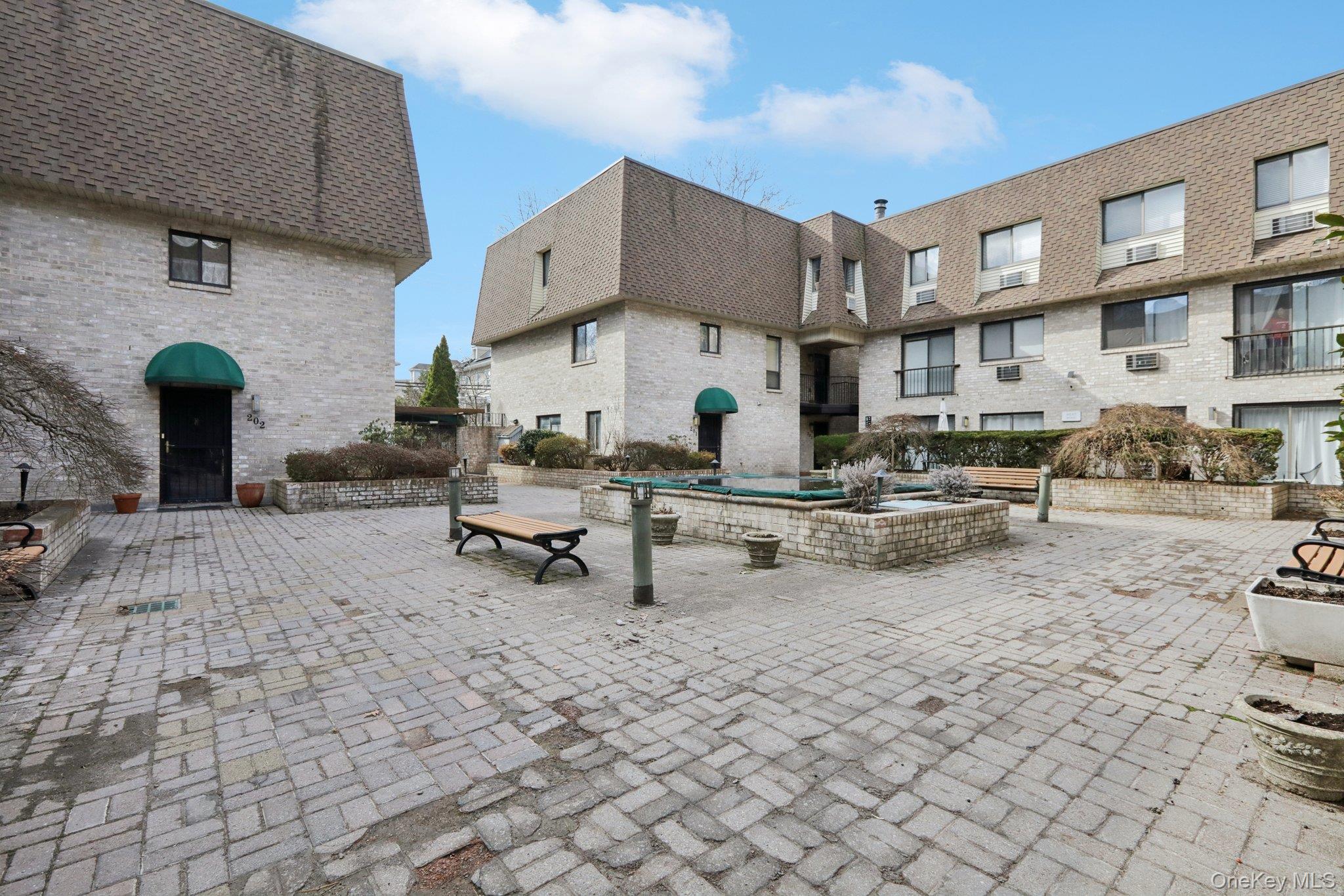 #4 photo, 24 Carhart Avenue, White Plains , NY 10605