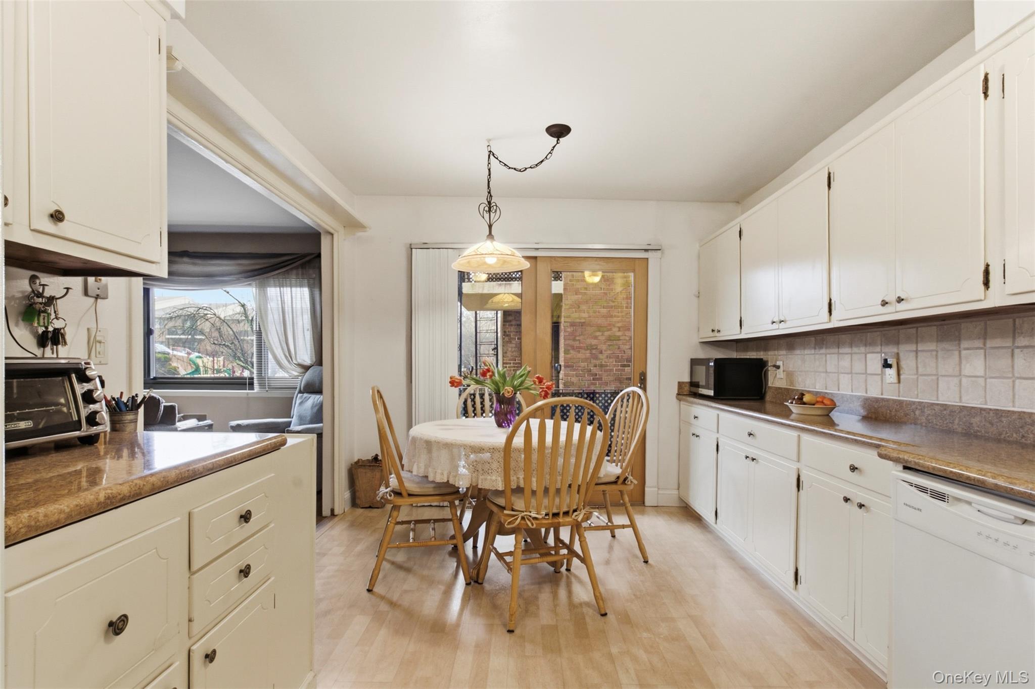 #10 photo, 100 Gateway Road, Yonkers , NY 10703