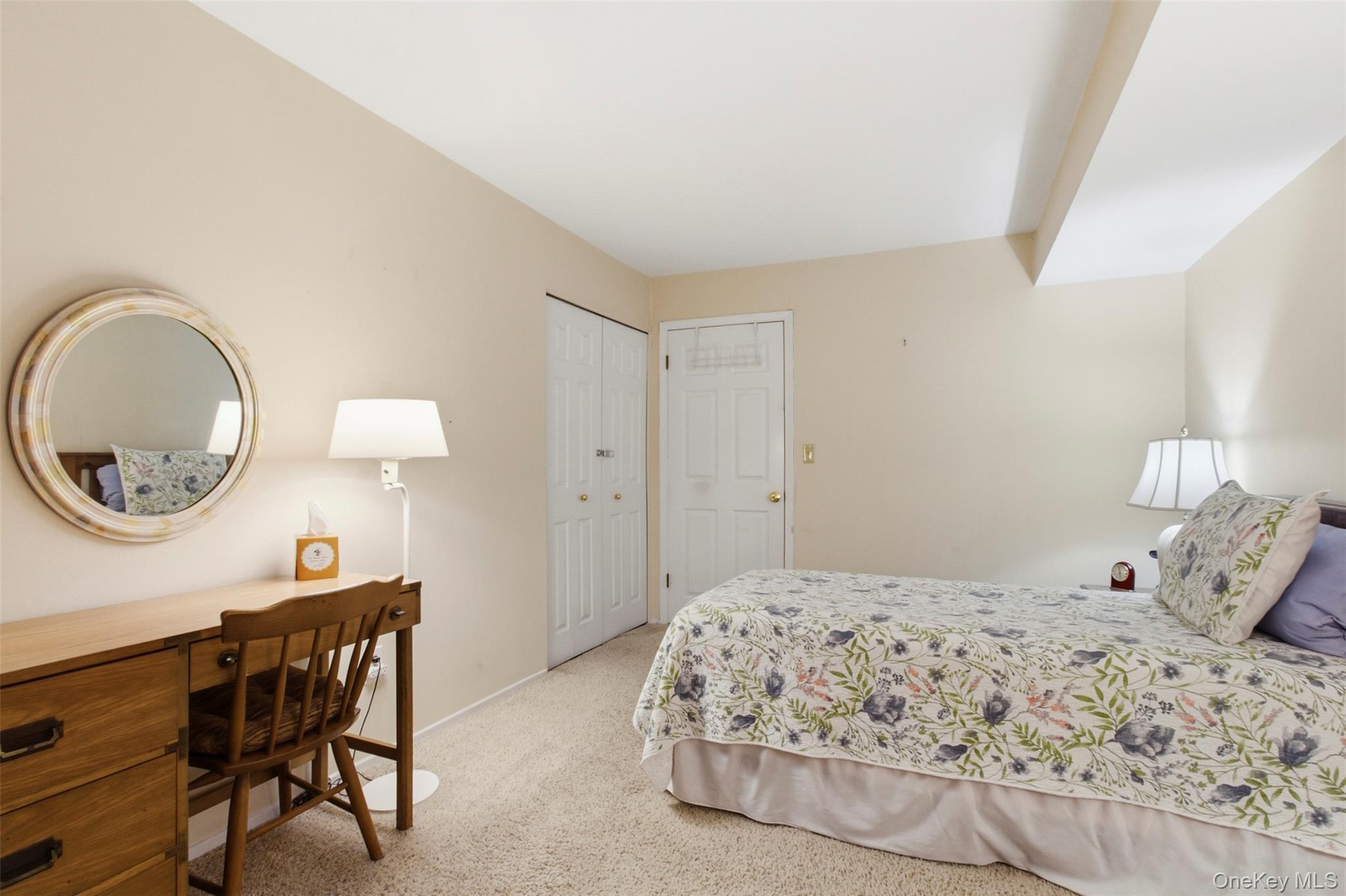 #12 photo, 100 Gateway Road, Yonkers , NY 10703