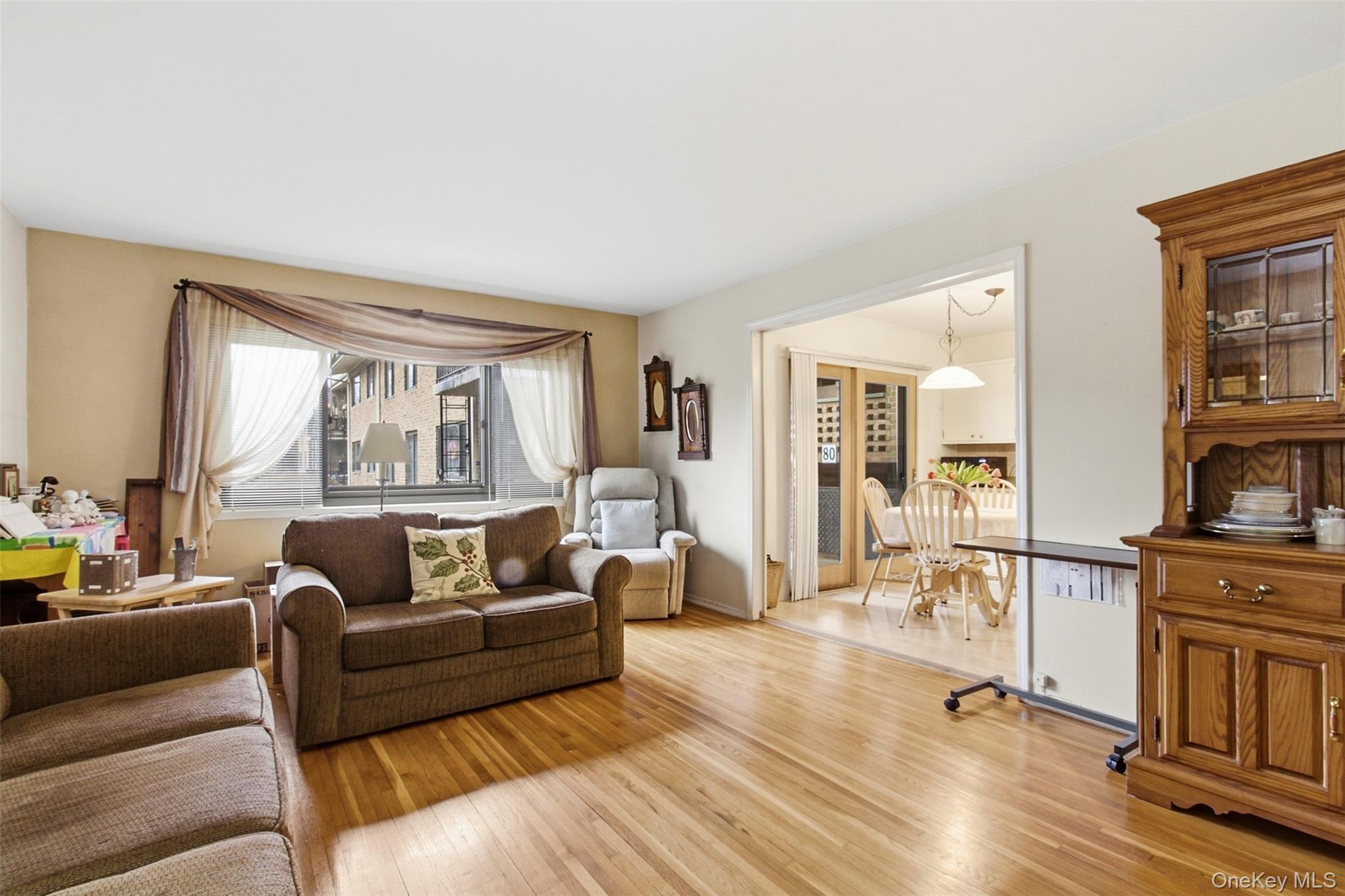 #5 photo, 100 Gateway Road, Yonkers , NY 10703