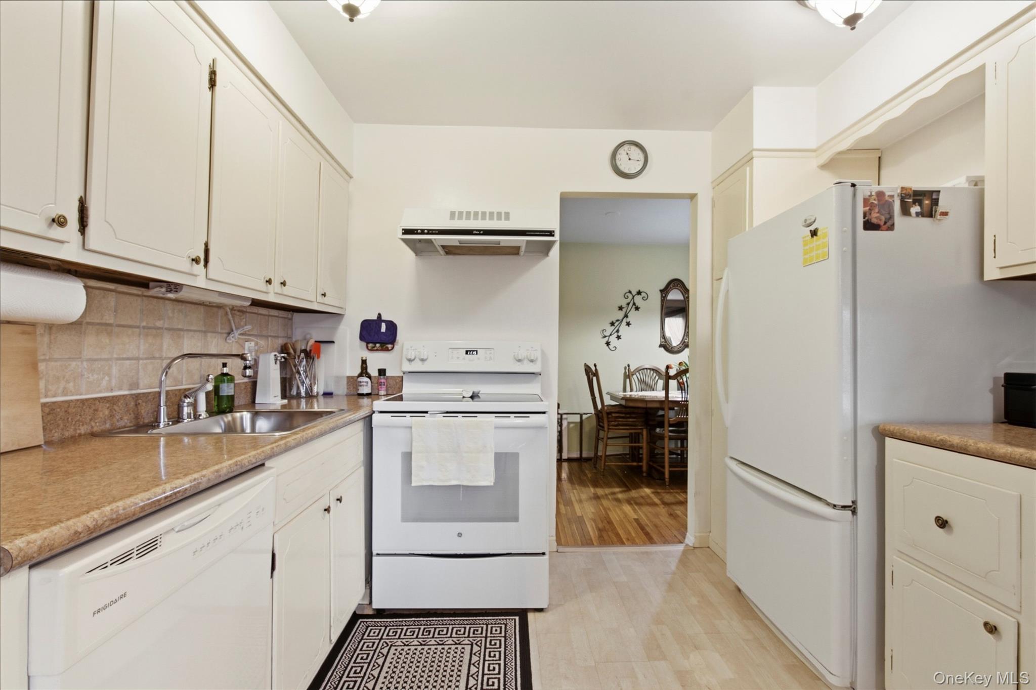 #9 photo, 100 Gateway Road, Yonkers , NY 10703