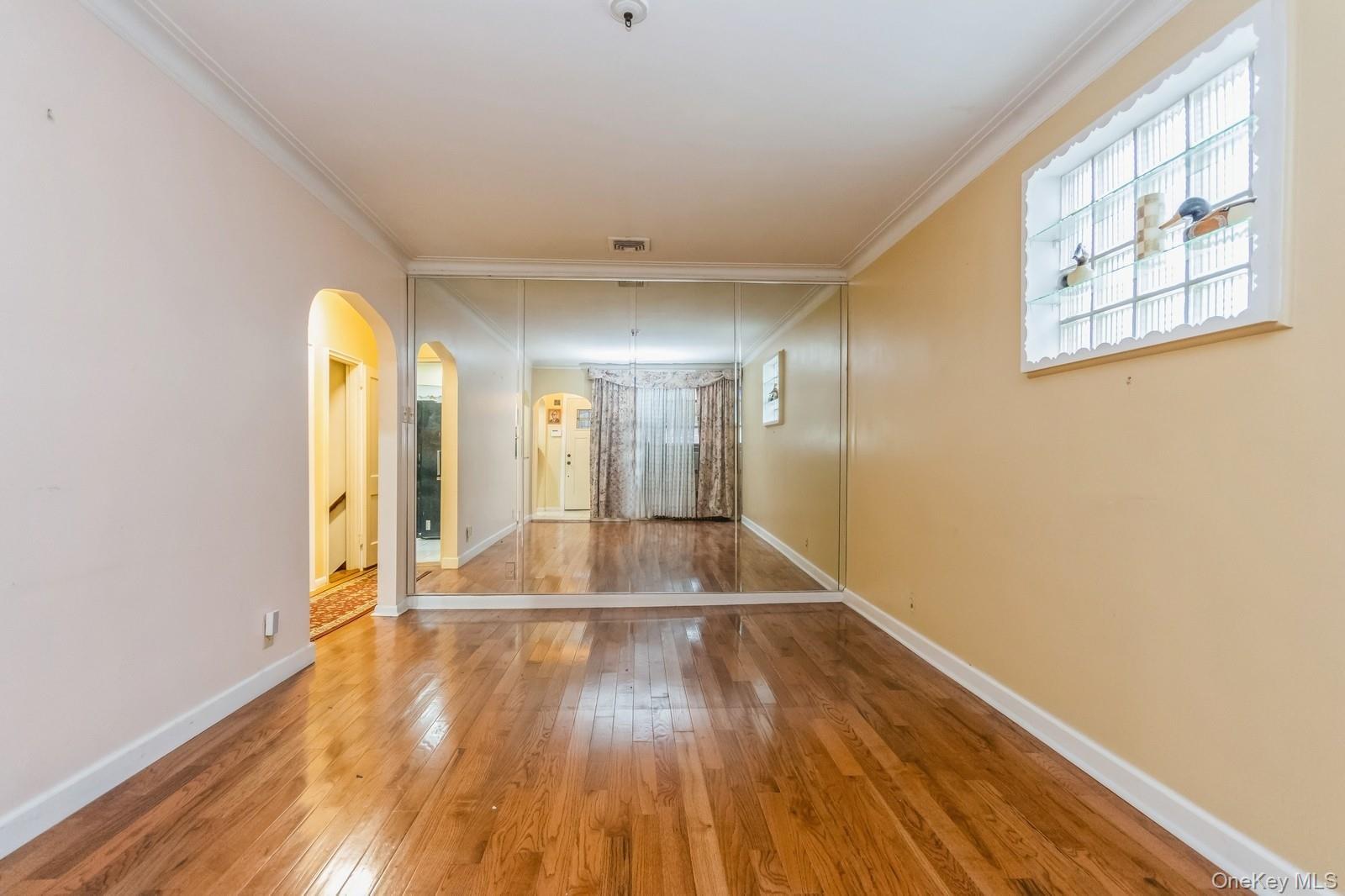 #13 photo, 4121 Grace Avenue, Bronx , NY 10466