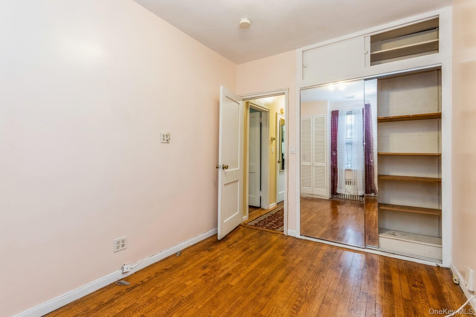 #18 photo, 4121 Grace Avenue, Bronx , NY 10466