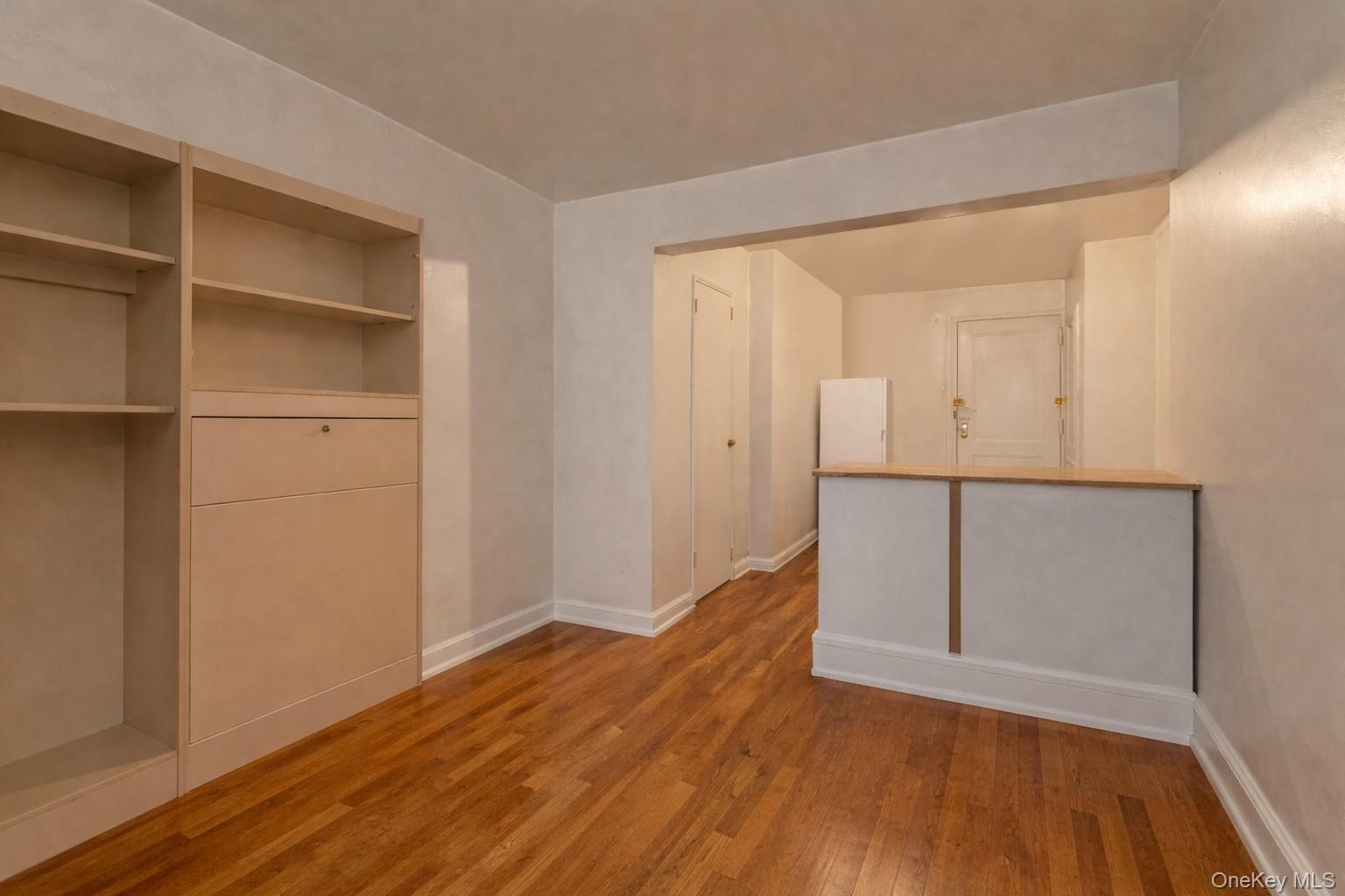 #5 photo, 55-05 Woodside Avenue, Woodside , NY 11377