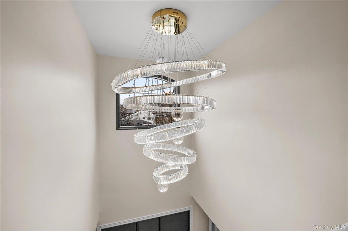 #19 photo, 2 Elf Road, स्योसेट Syosset , NY 11791