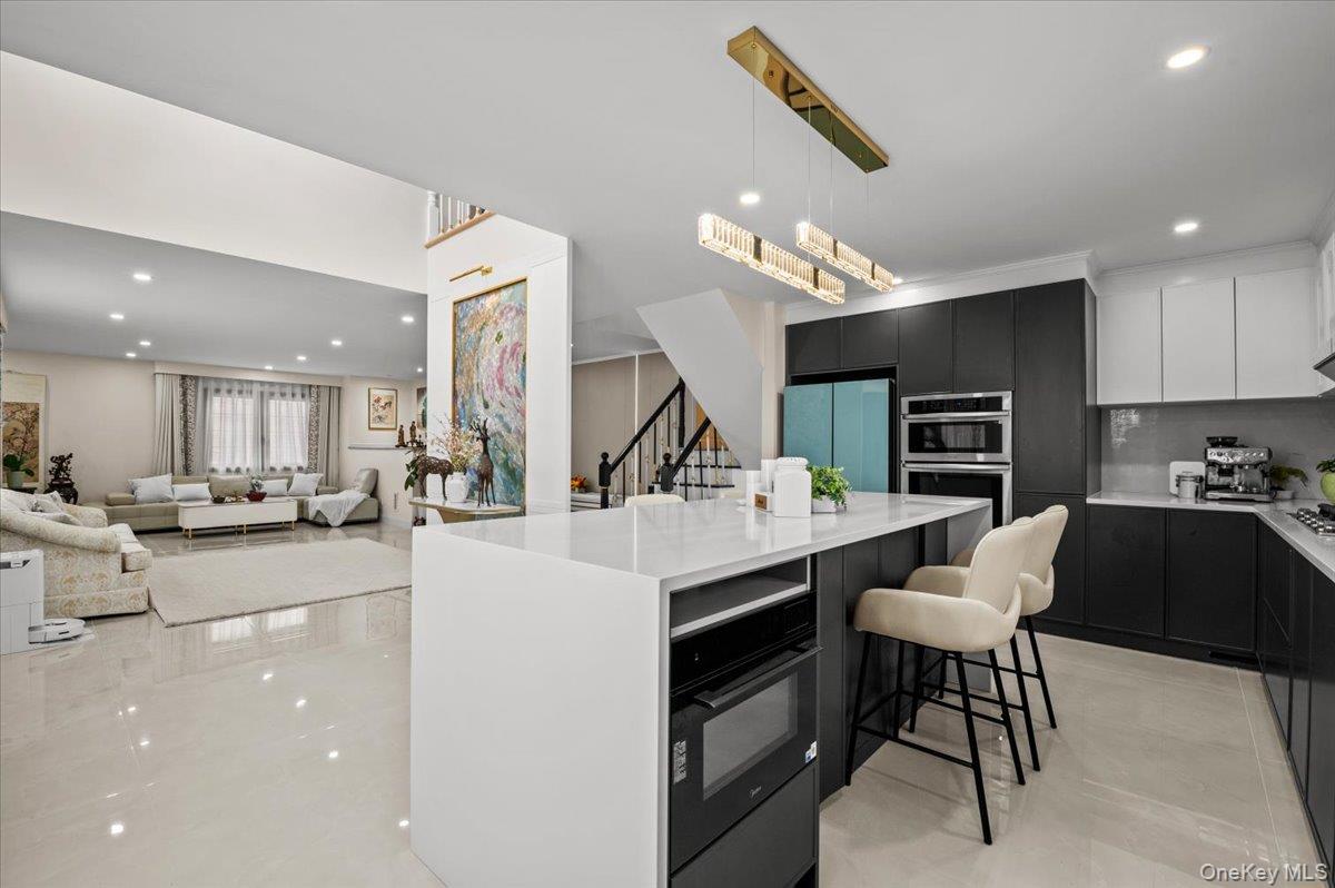 #8 photo, 2 Elf Road, स्योसेट Syosset , NY 11791