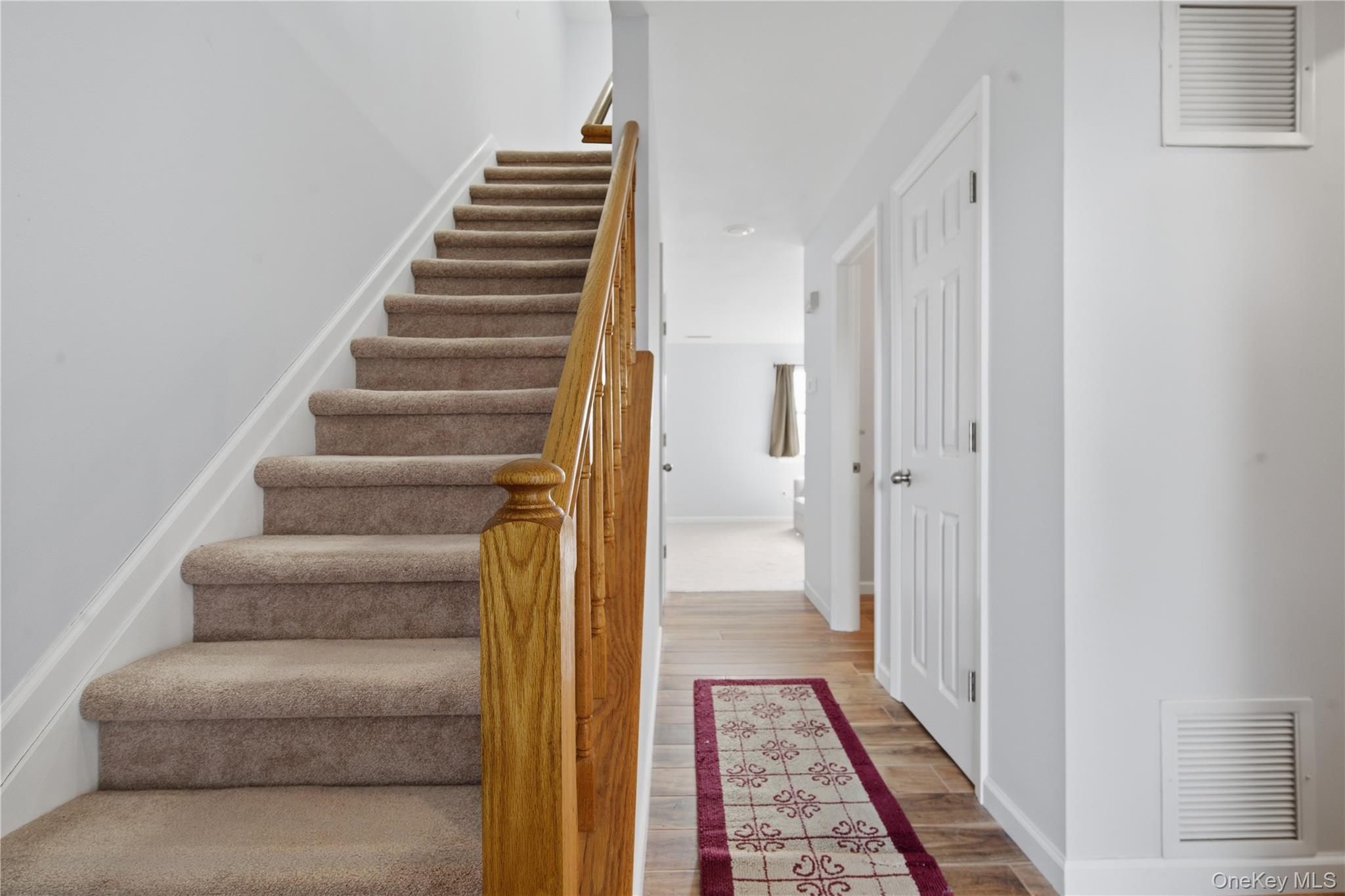 #11 photo, 69 Thomas Lane, সাফোক কাউন্টি East Setauket , NY 11733