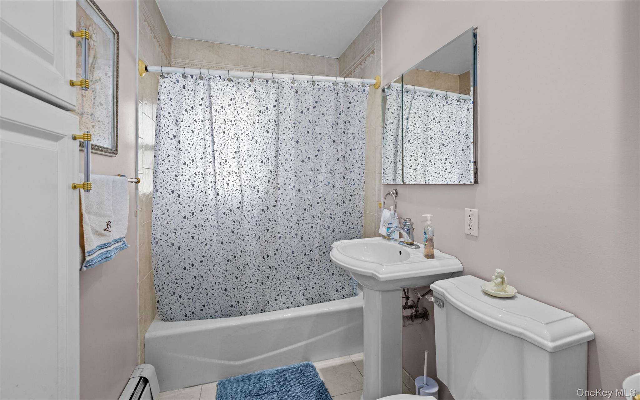 #10 photo, 82 Barnyard Lane, 长岛 Levittown , NY 11756