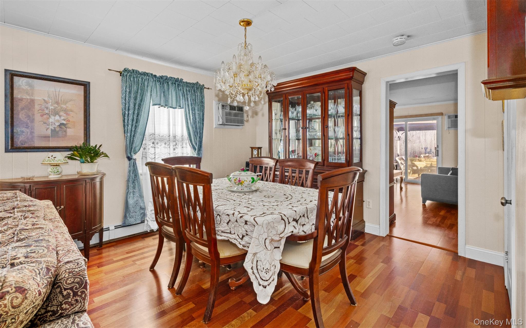 #6 photo, 82 Barnyard Lane, 长岛 Levittown , NY 11756