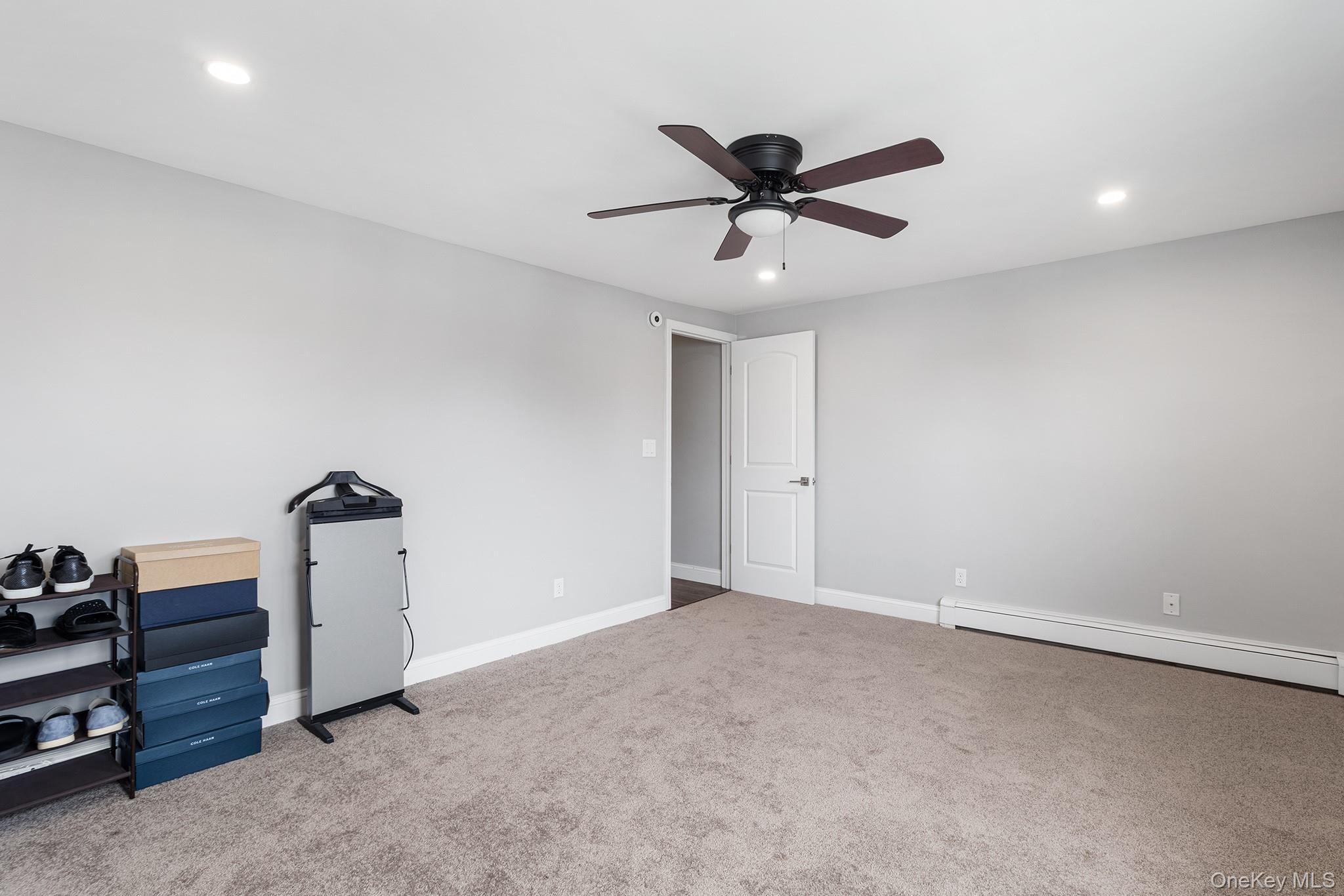 #17 photo, 2309 Mattituck Avenue, Seaford , NY 11783