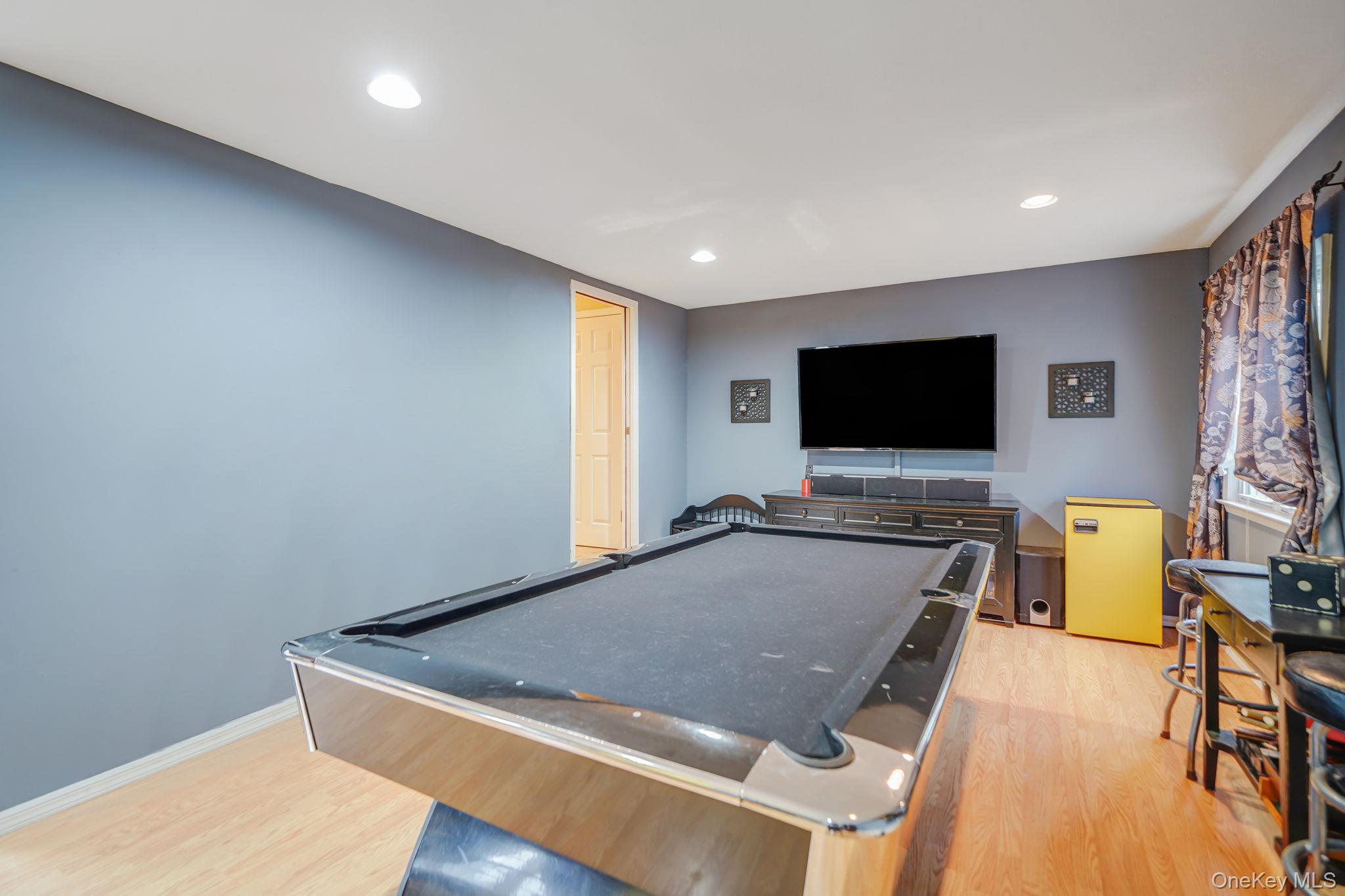 #17 photo, 18 Enfield Lane, Kings Park , NY 11754