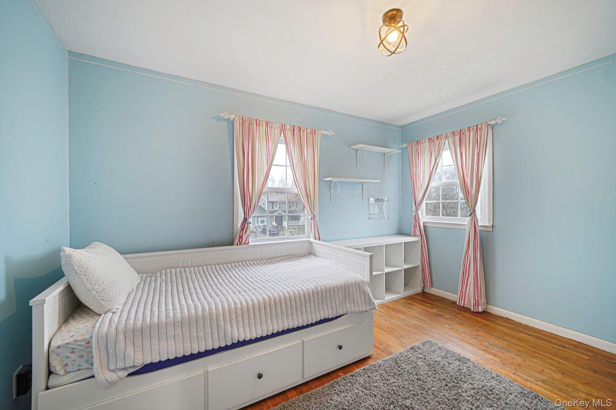 #20 photo, 18 Enfield Lane, Kings Park , NY 11754