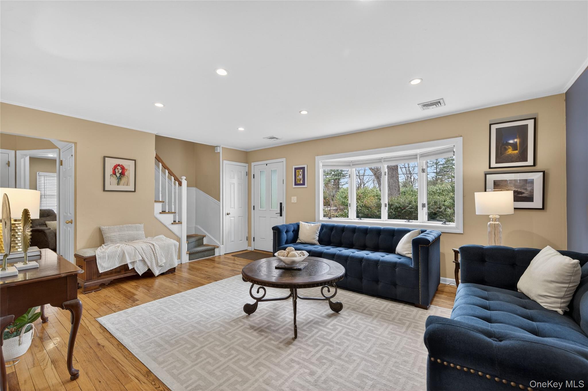 #7 photo, 20 Marlboro Drive, South Huntington , NY 11743