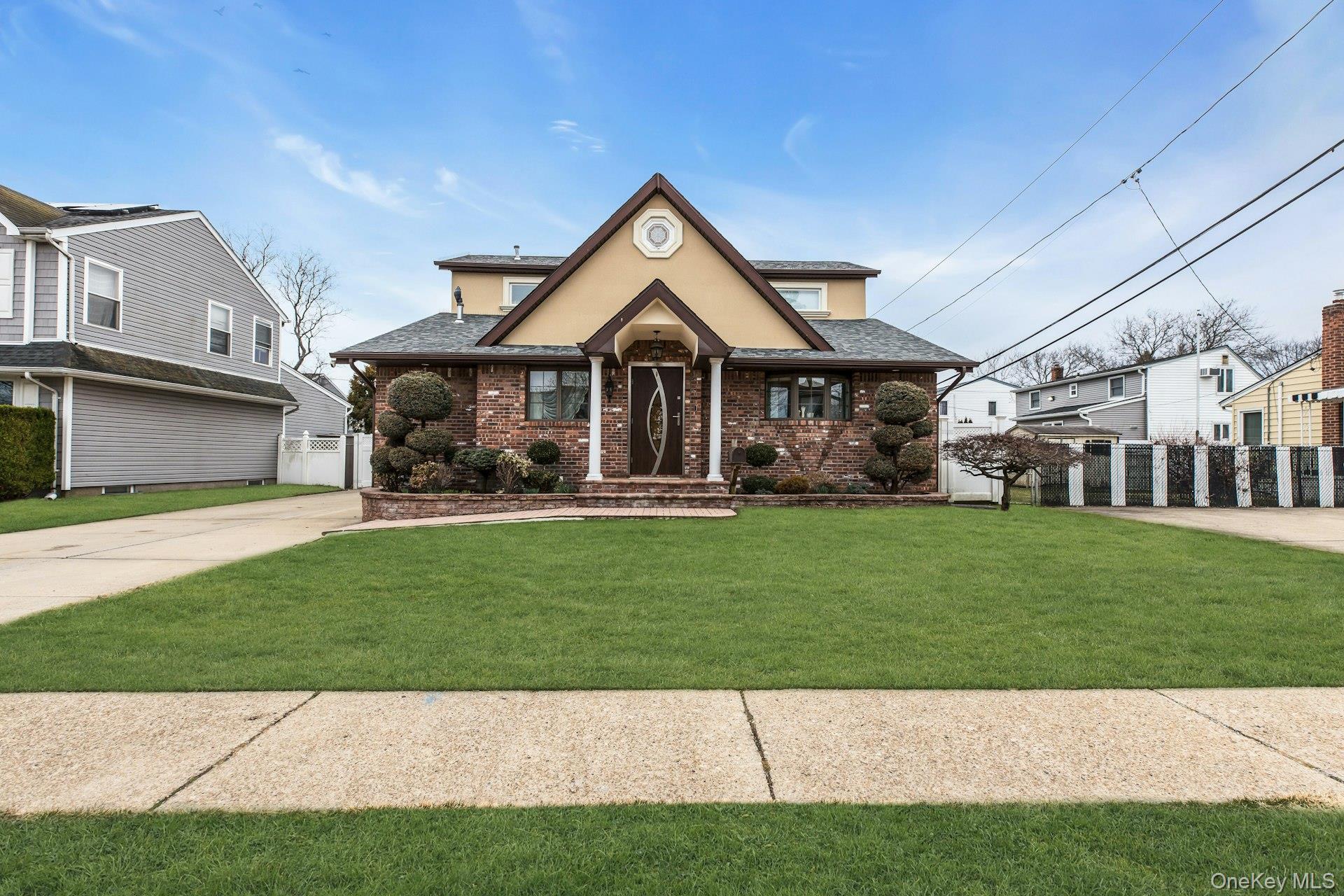 #1 photo, 21 Terrell Lane, Hicksville , NY 11801