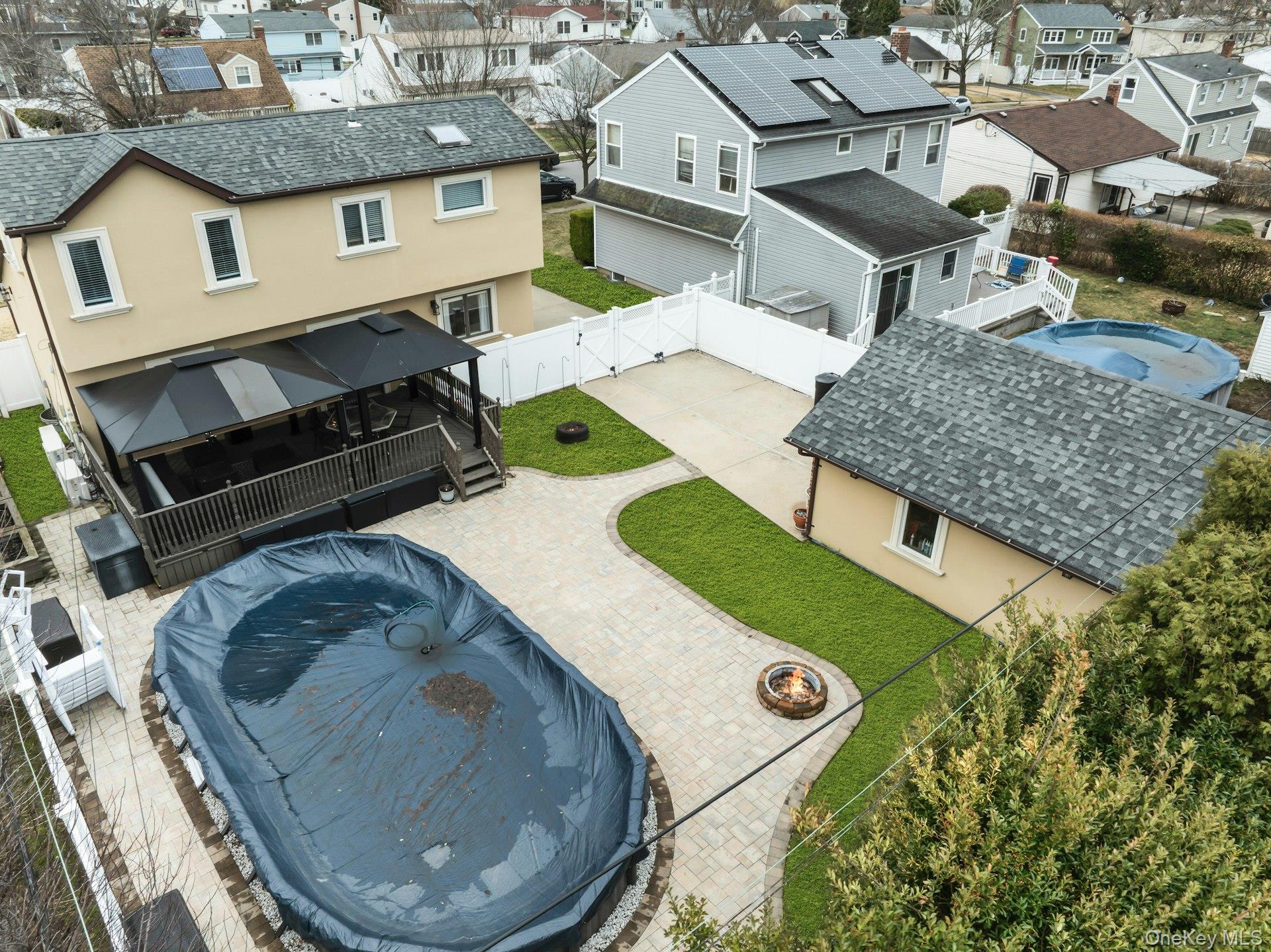 #20 photo, 21 Terrell Lane, Hicksville , NY 11801