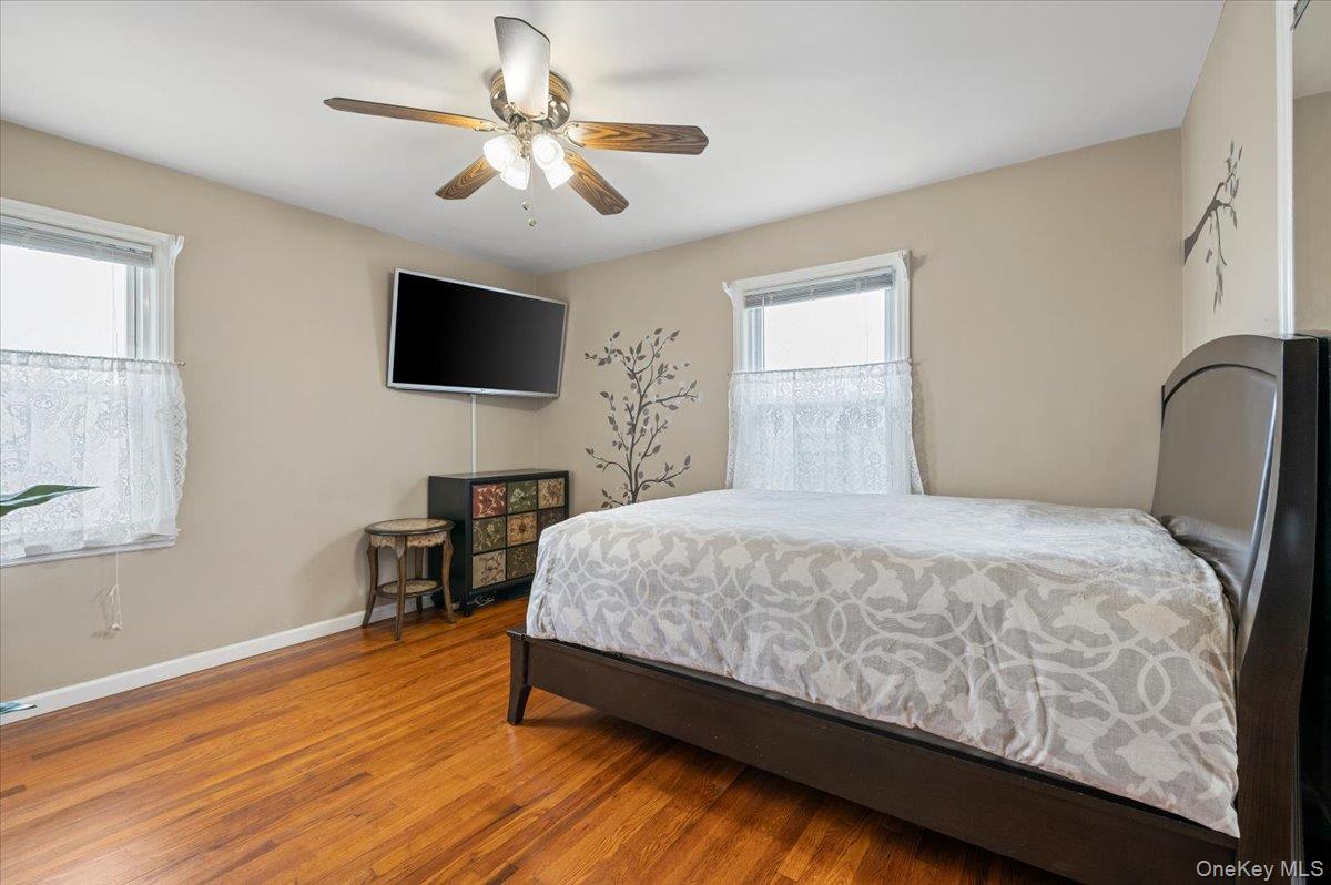 #10 photo, 196 William Street, Williston Park , NY 11596