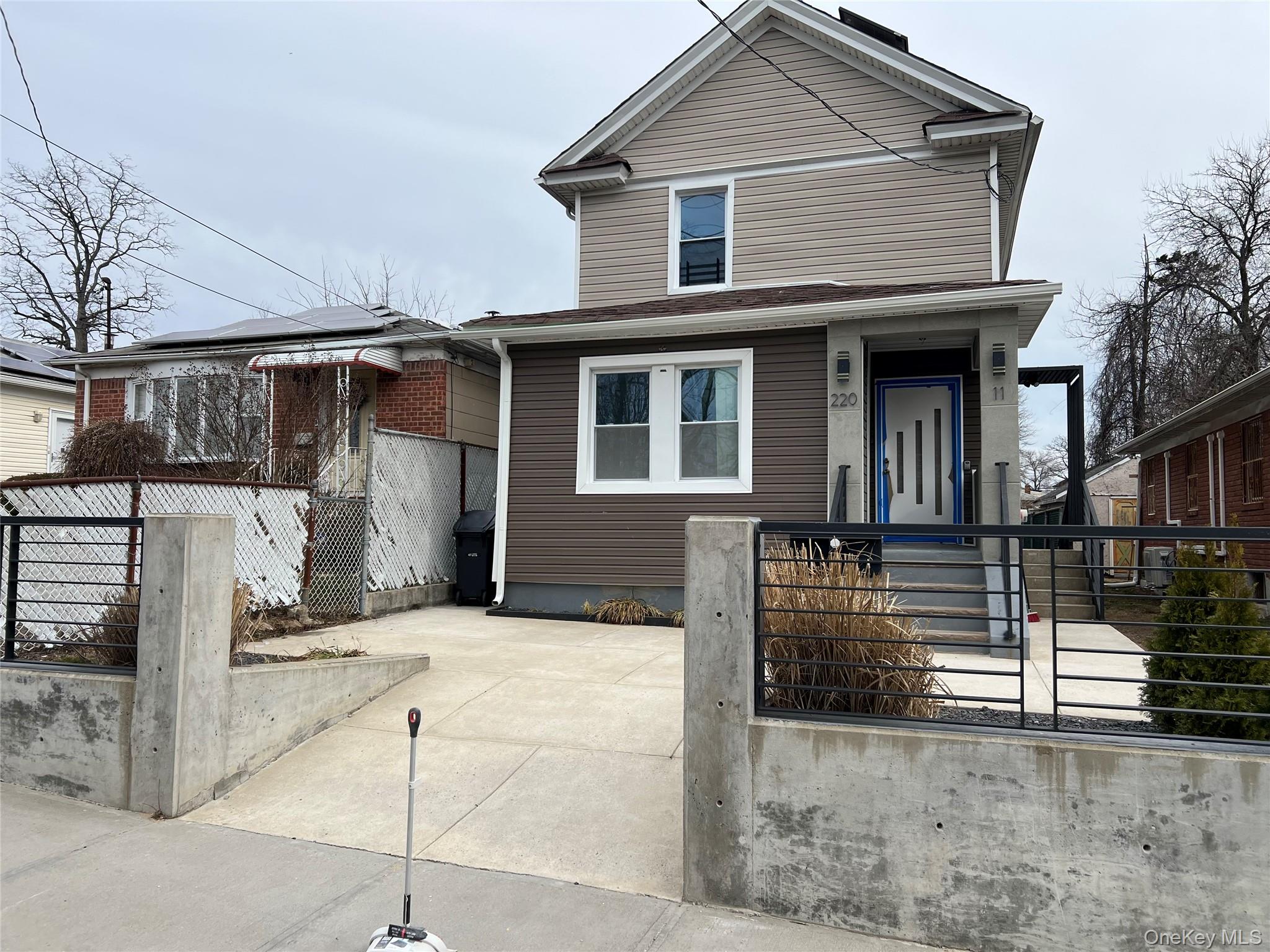 #2 photo, 22011 139th Avenue, Куинс ‖ Springfield Gardens , NY 11413