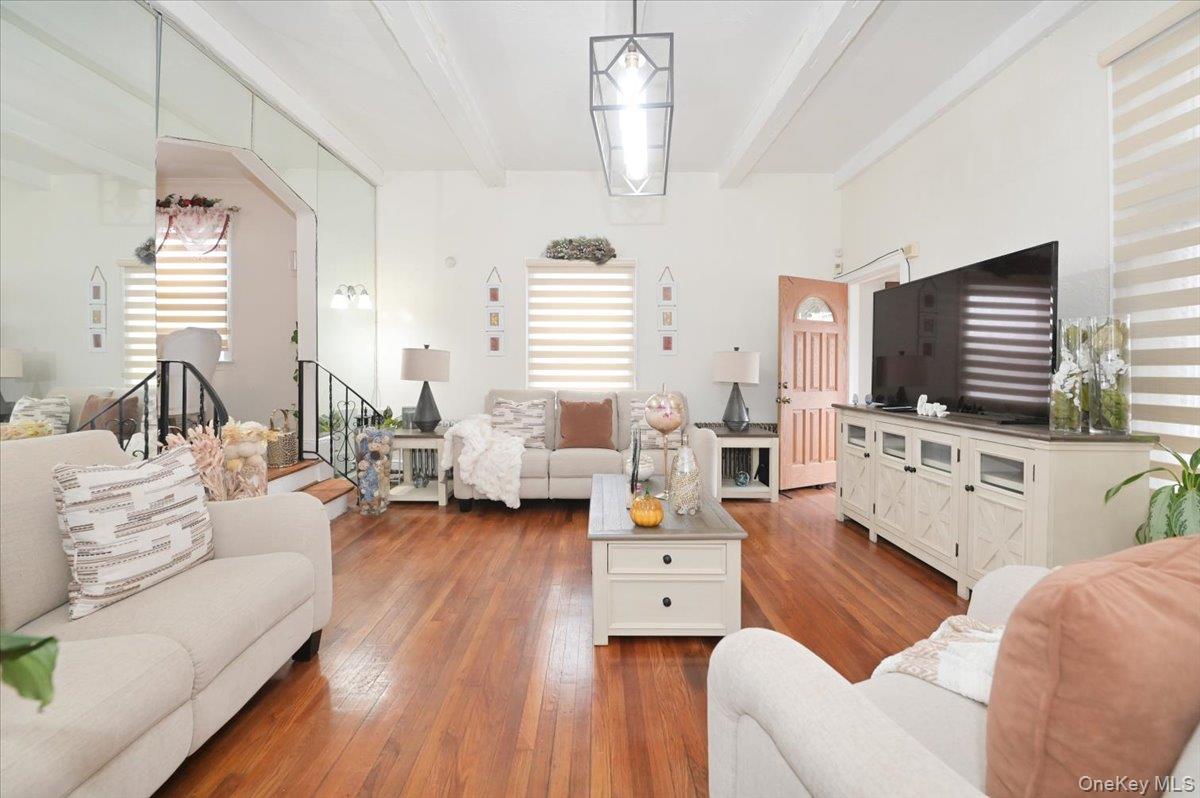 #3 photo, 13071 225th Street, Laurelton , NY 11413