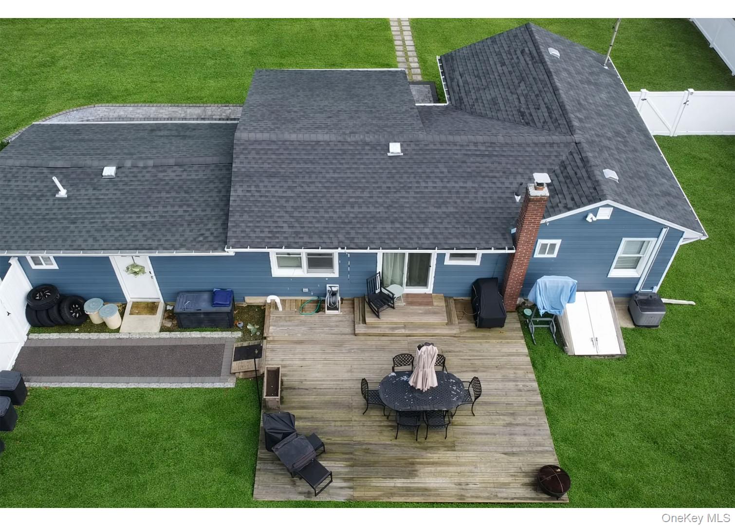 #5 photo, 178 Spur Drive, Bay Shore , NY 11706